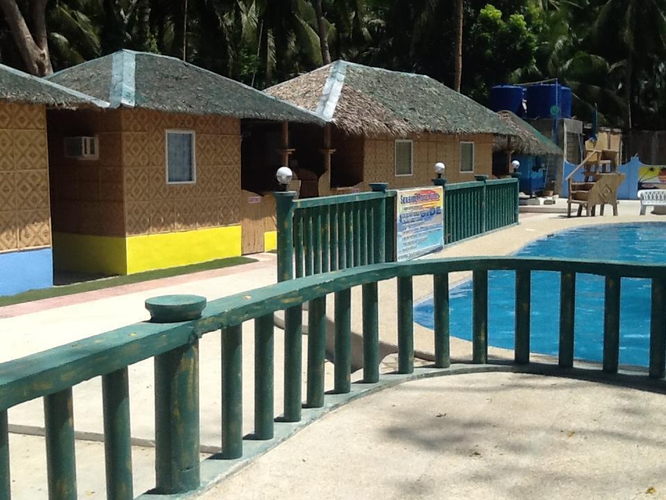 Seaside Beach Resort Bohol Buitenkant foto